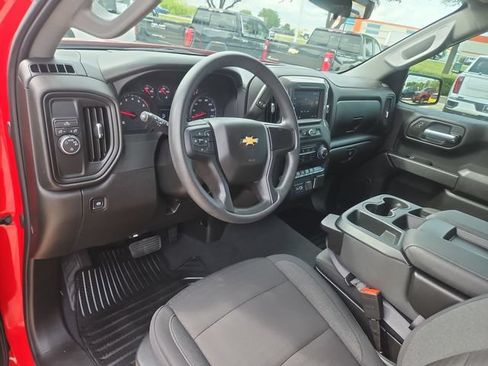 Used 2026 Chevrolet Silverado 1500 Custom RWD image 10