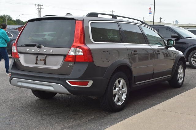 Used 2010 Volvo XC70 3.2 AWD/4WD image 11