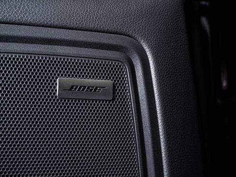 New 2026 Porsche Macan AWD/4WD image 27