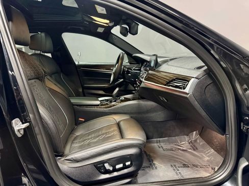 Used 2017 BMW 540i xDrive 540i xDrive Sedan 4D image 28