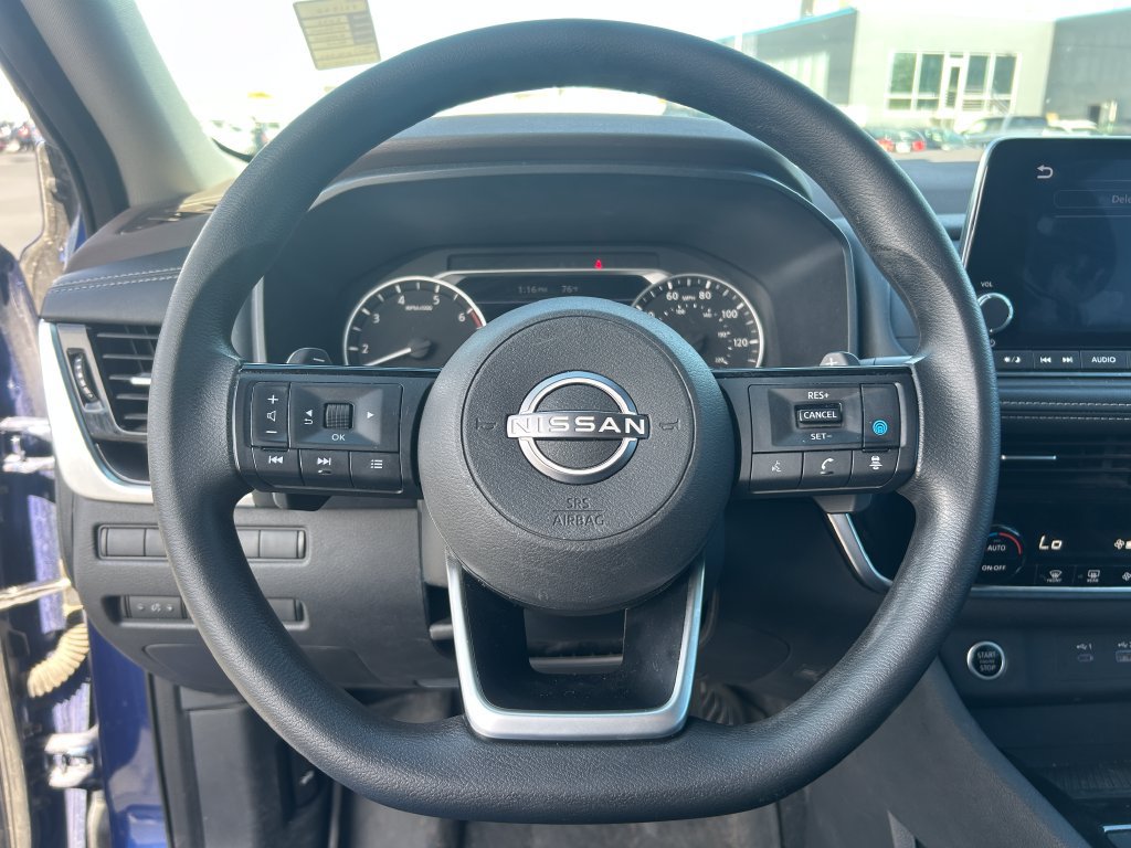 Used 2022 Nissan Rogue SV AWD/4WD image 20