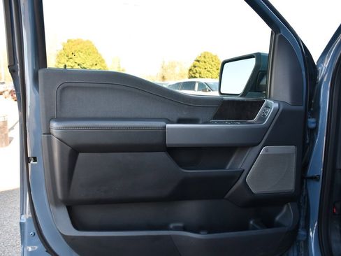 Used 2023 Ford F150 Lightning Lariat image 21