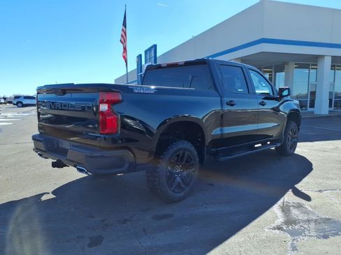 New 2026 Chevrolet Silverado 1500 Custom Trail Boss w/ LPO, Dark Essentials Package AWD/4WD image 5