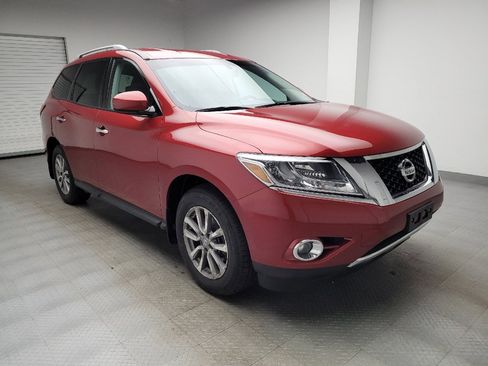 Used 2016 Nissan Pathfinder SV w/ SV Cold Weather Package AWD/4WD image 13