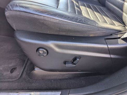 Used 2018 Jeep Grand Cherokee Limited image 11