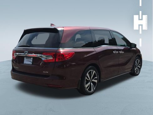 Used 2018 Honda Odyssey Elite image 4