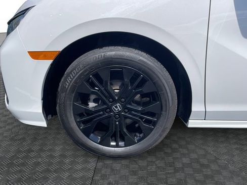 Certified 2025 Honda Odyssey Sport-L image 14
