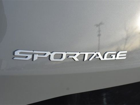 Certified 2023 Kia Sportage SX image 19