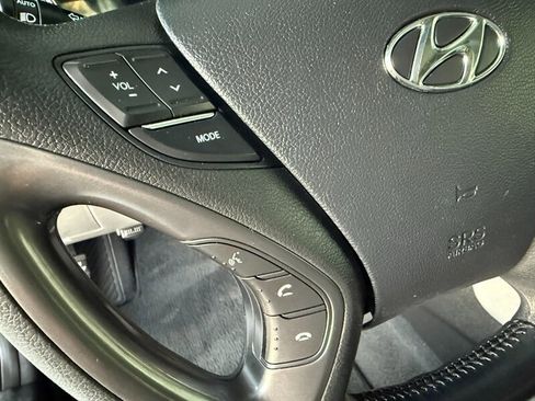 Used 2012 Hyundai Sonata Hybrid w/ Ultimate Pkg image 24