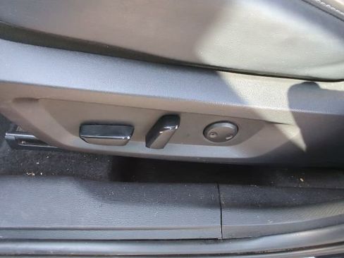 Used 2024 Mitsubishi Outlander SE FWD image 23