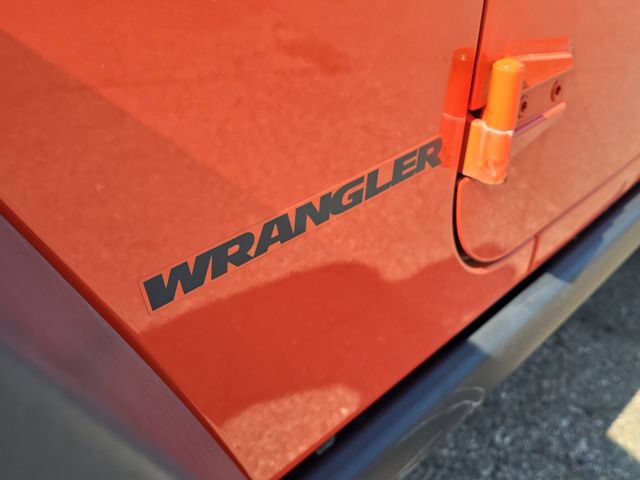 Used 2015 Jeep Wrangler Sport AWD/4WD image 35