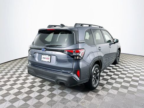 Certified 2025 Subaru Forester Premium AWD/4WD image 10