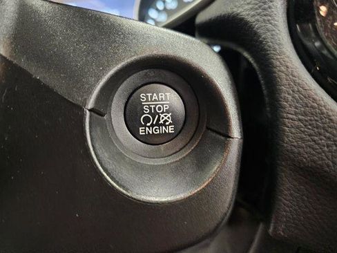 Used 2019 Jeep Compass Limited image 15