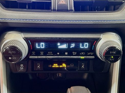 Used 2023 Toyota RAV4 SE w/ Convenience Package AWD/4WD image 13