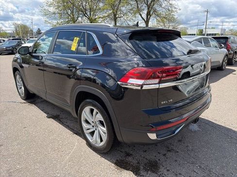 Used 2021 Volkswagen Atlas Cross Sport SEL AWD/4WD image 6