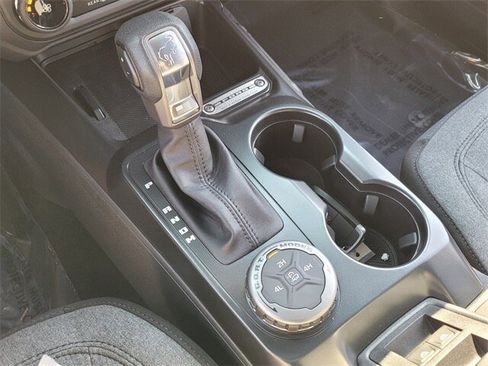 New 2025 Ford Bronco 4-Door image 20