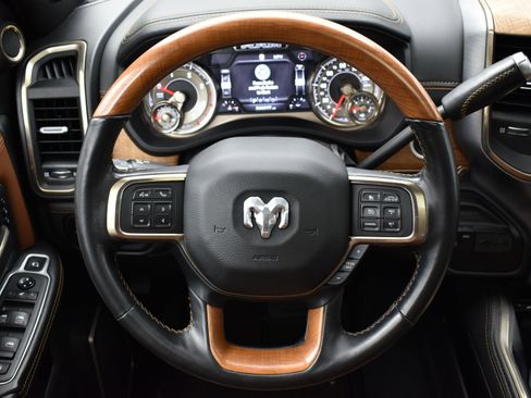 Used 2020 RAM 3500 Limited image 14