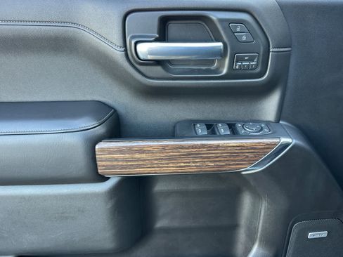 Used 2019 Chevrolet Silverado 1500 High Country image 10