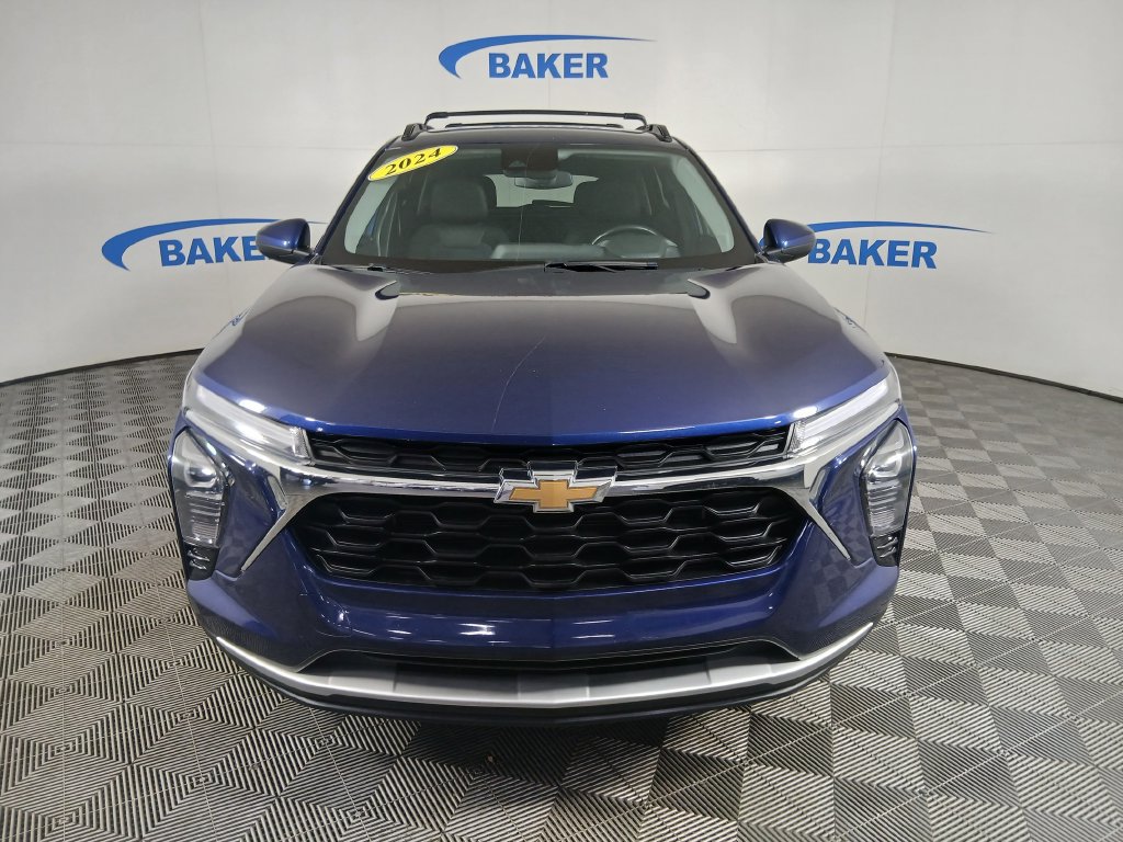 Certified 2024 Chevrolet Trax LT w/ Driver Confidence Package FWD image 9
