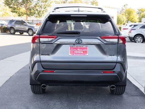 Certified 2023 Toyota RAV4 XLE Premium image 6