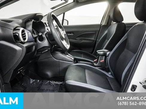 Used 2024 Nissan Versa SV w/ Trunk Package FWD image 16