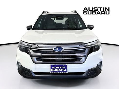 Used 2026 Subaru Forester Limited AWD/4WD image 3