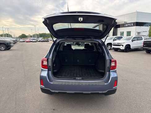 Used 2016 Subaru Outback 2.5i Premium AWD/4WD image 27