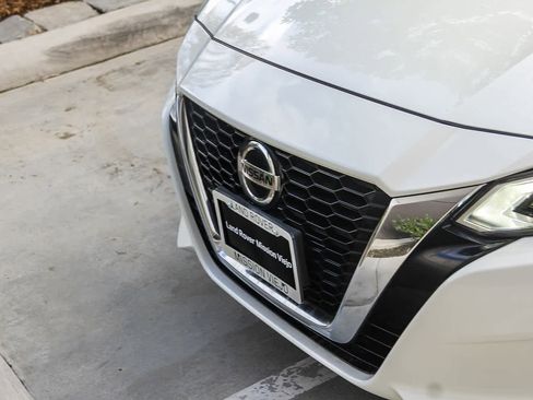 Used 2020 Nissan Altima 2.5 SL image 11