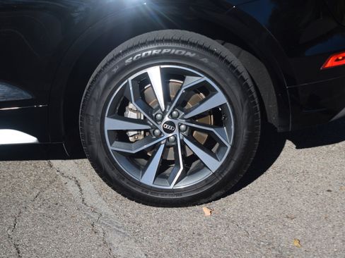Used 2021 Audi Q5 Premium Plus image 30