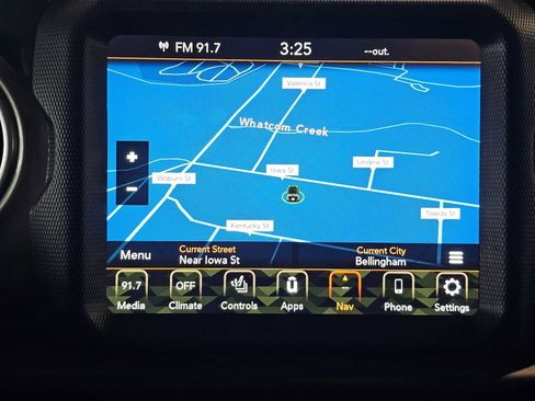 Used 2023 Jeep Wrangler Unlimited Sahara w/ Cold Weather Group AWD/4WD image 28