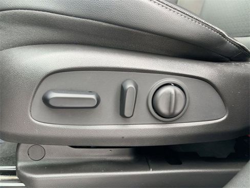 Used 2023 Buick Encore GX Preferred w/ Cold Weather Comfort Package image 12