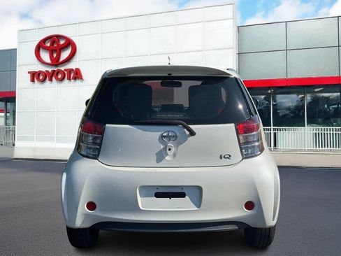 Used 2012 Scion iQ w/ Rear Speaker Pkg FWD image 5