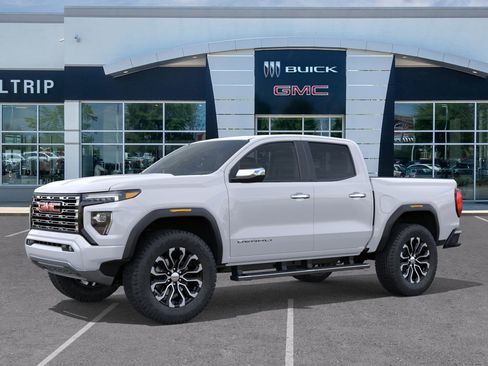 New 2026 GMC Canyon Denali image 3