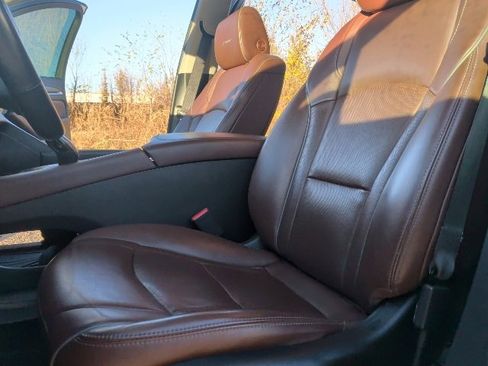 Used 2020 Buick Enclave Avenir w/ Avenir Technology Package image 17