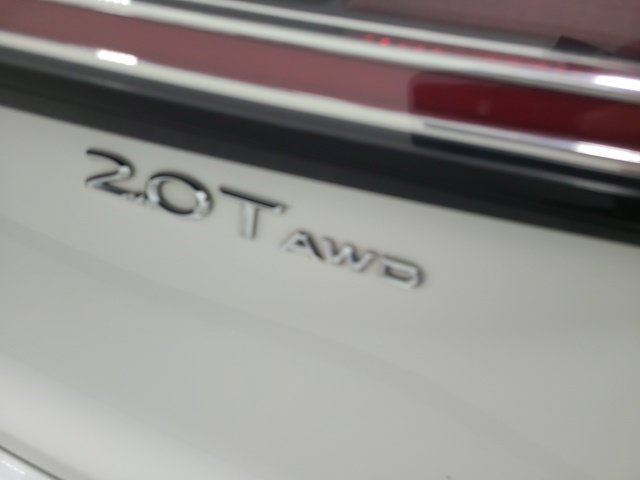 Used 2020 Lincoln Nautilus Reserve w/ Equipment Group 201A AWD/4WD image 8