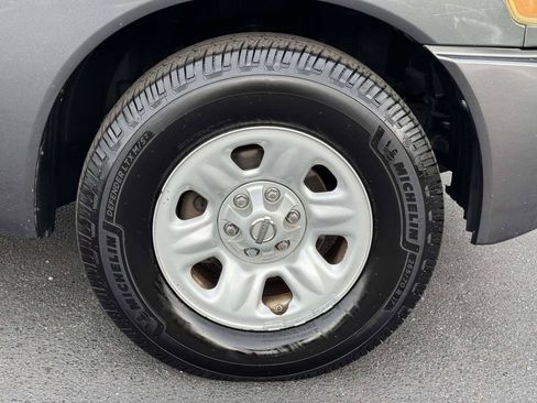 Used 2006 Nissan Titan XE RWD image 25