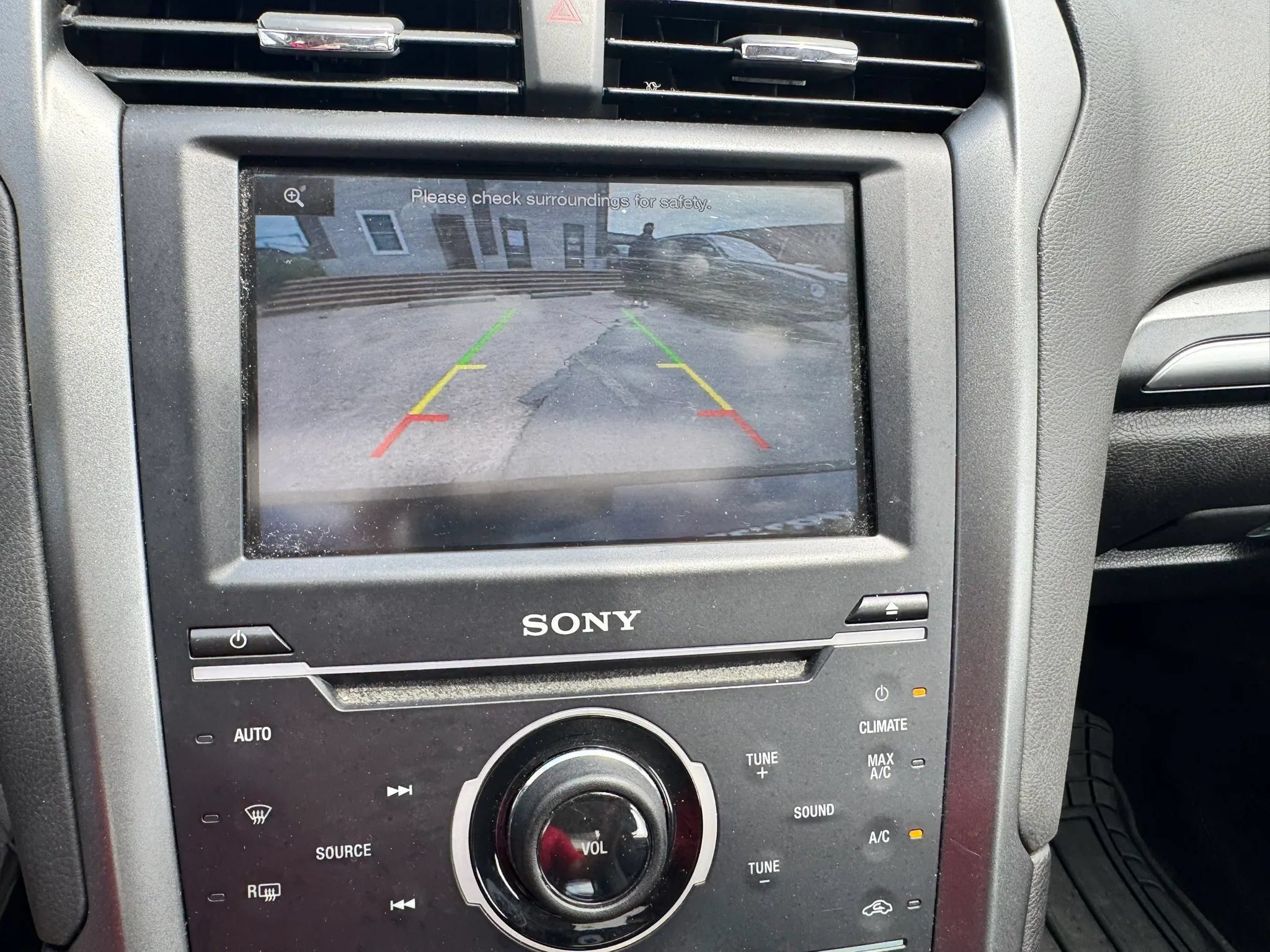 Used 2014 Ford Fusion Titanium FWD image 30