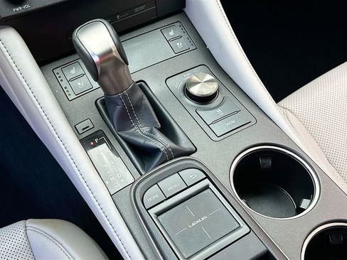 Used 2017 Lexus RC 350 image 17