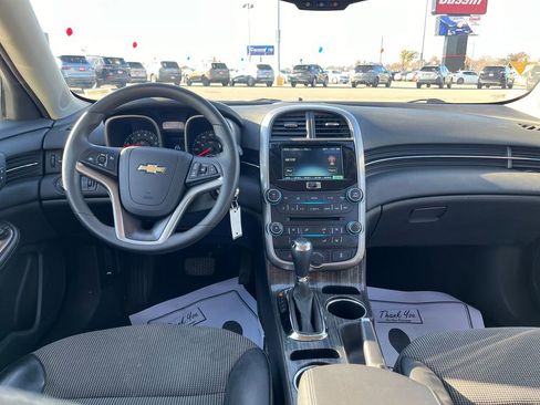 Used 2014 Chevrolet Malibu LT w/ Power Convenience Package image 16