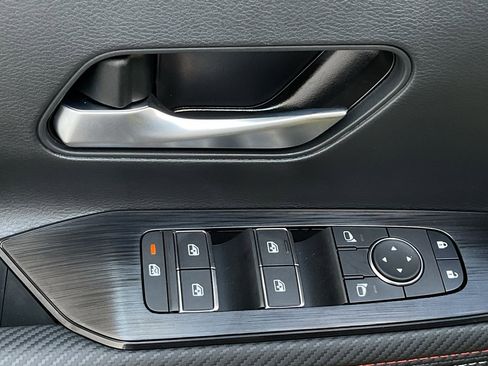 New 2026 Nissan Kicks SR FWD image 11