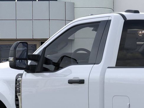 New 2026 Ford F250 XL w/ XL Chrome Package image 20