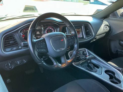 Used 2022 Dodge Challenger GT RWD image 16