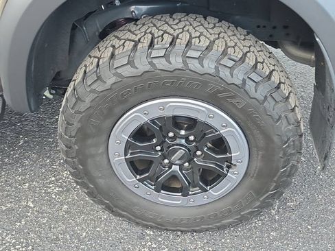 Certified 2025 Ford Ranger Raptor AWD/4WD image 7