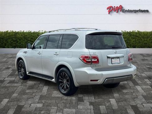 Used 2019 Nissan Armada Platinum w/ Captain's Chairs Package RWD image 3