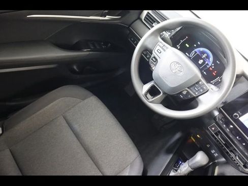 Used 2025 Toyota Camry LE image 22