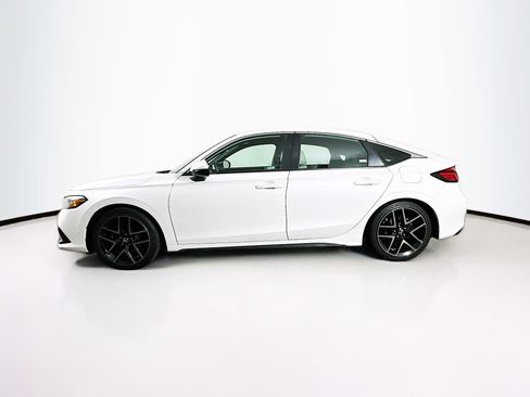 Used 2022 Honda Civic Sport Touring image 4