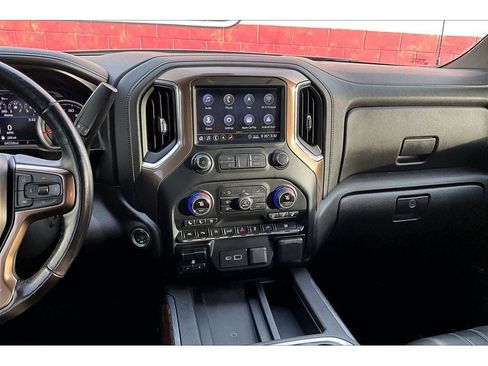 Used 2020 Chevrolet Silverado 1500 High Country image 7
