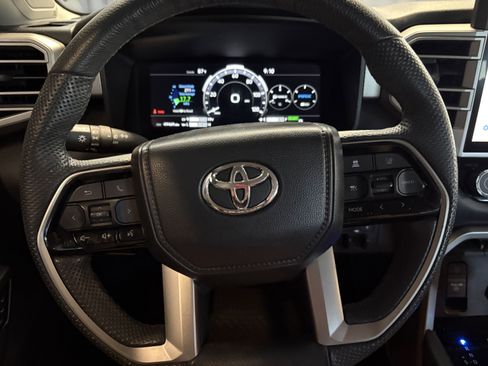 Used 2024 Toyota Sequoia Limited AWD/4WD image 22