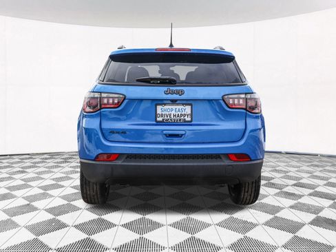 New 2026 Jeep Compass Latitude image 11