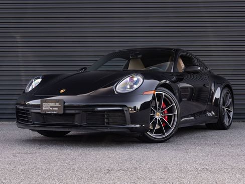 Certified 2021 Porsche 911 Carrera S RWD image 1
